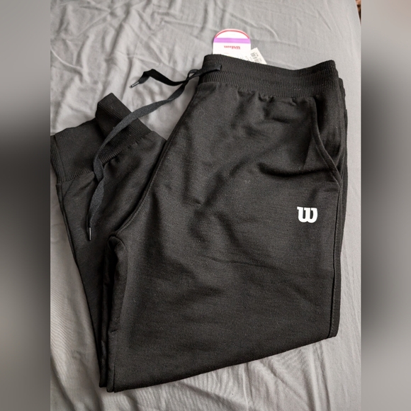 Black Capri joggers - Picture 2 of 2